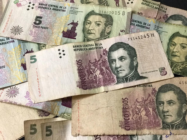 billetes de cinco pesos 4 medios