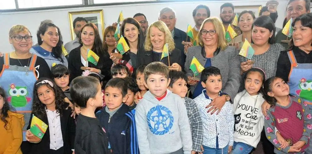 bandera_florencio_varela_cuatromedios