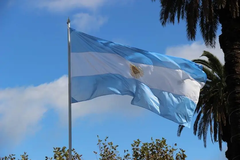 bandera-ensenada-municipio-cuatromedios