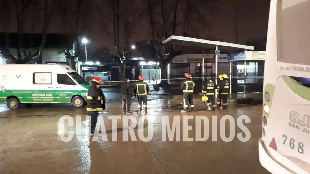 #4medios varela bomba trenes
