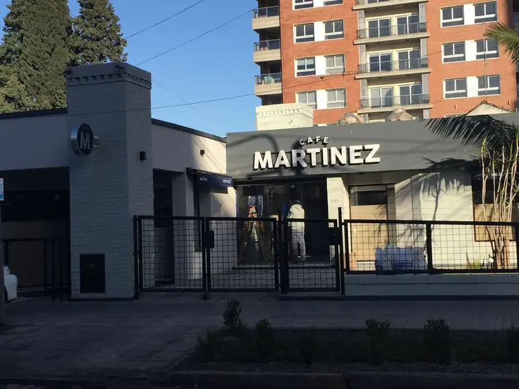 #4medios varela cafe martinez