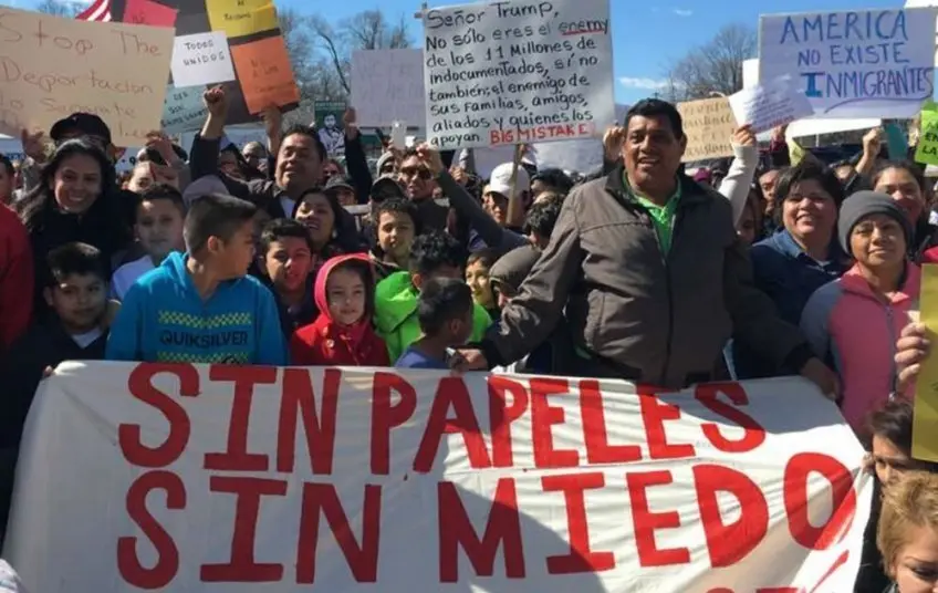 #4medios_indocumentados