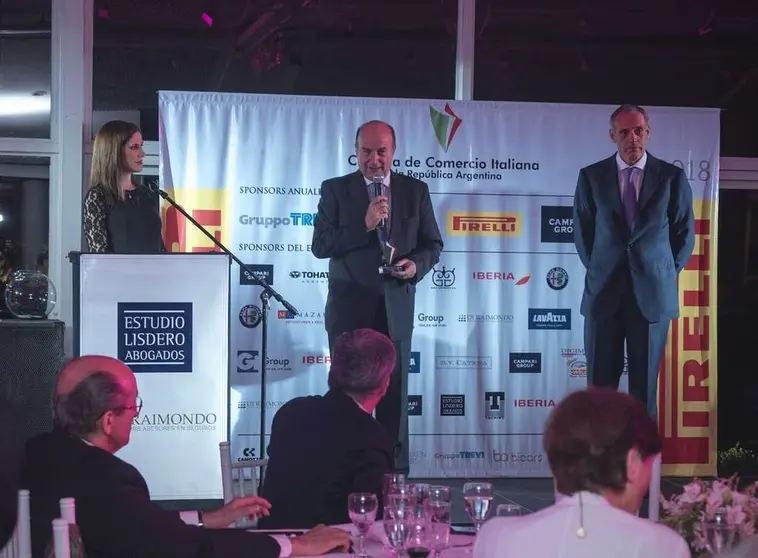#4medios AySA-Premio CCI