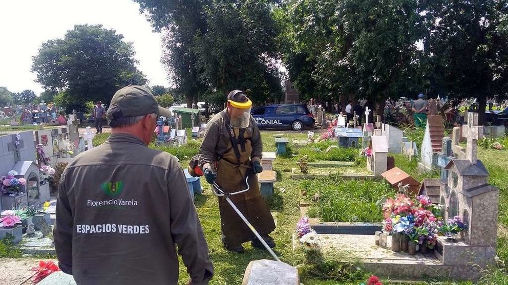 #4medios municipio varela cementerio limpieza