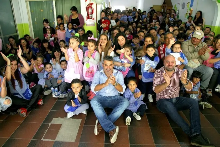 educaci&oacute;n-quilmes domene cuatro medios