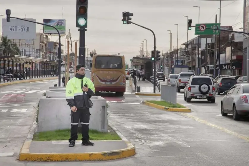 Metrobus calchaquí quilmes agentes
