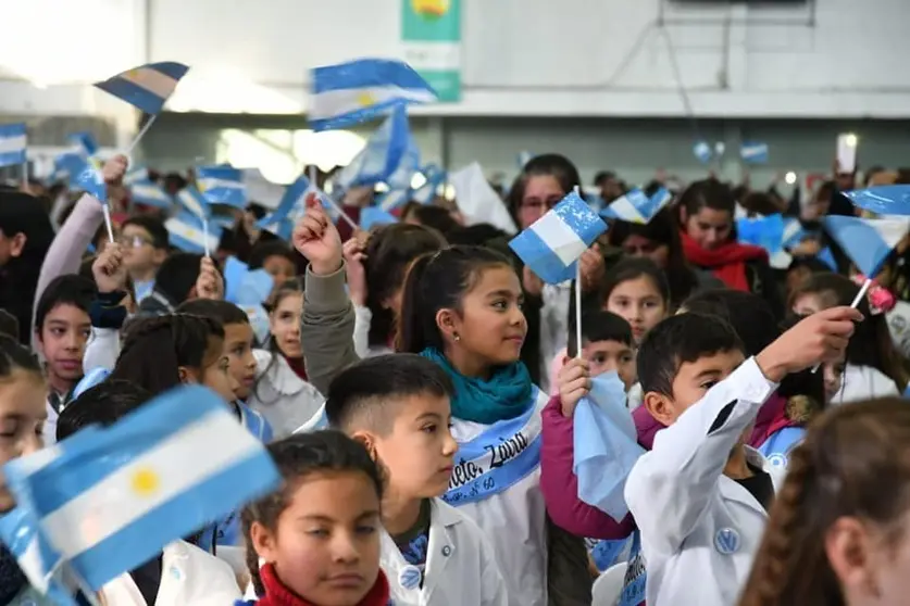 bandera varela cuatro medios