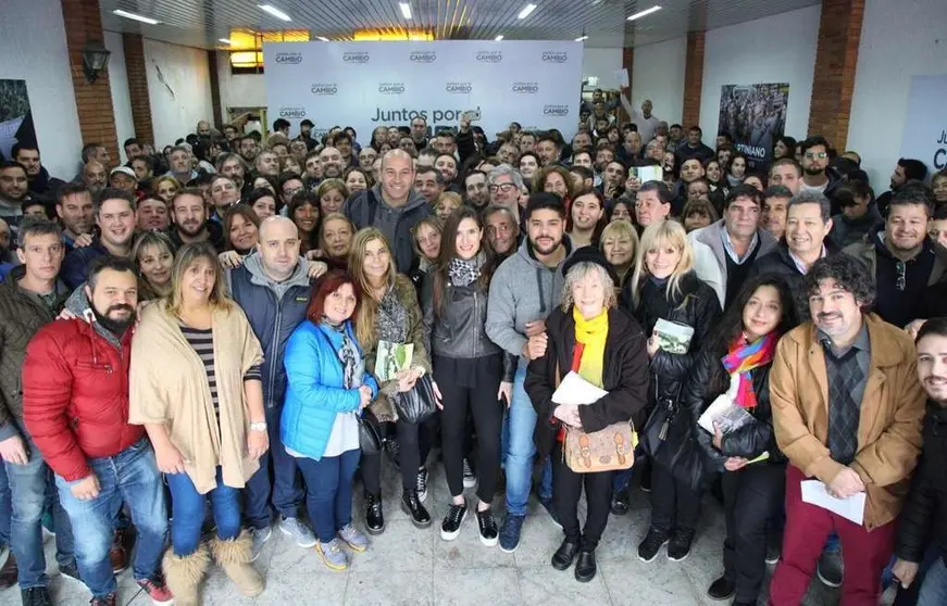 cuatro medios juntos por el cambio quilmes