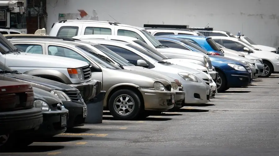 #4Medios Estacionamientos