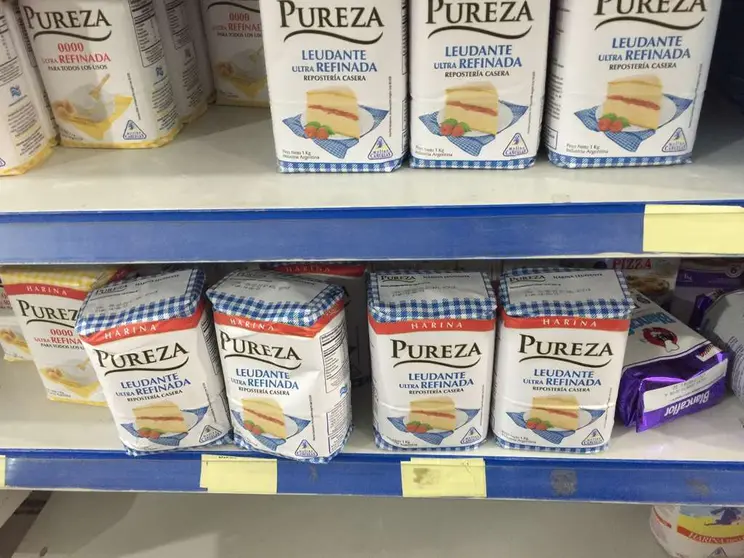 harina cuatro medios dolar