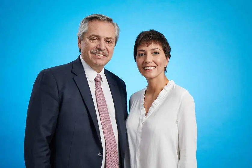 Alberto y Mayra cuatro medios