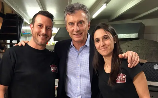 macri pizzeria cuatro medios ok