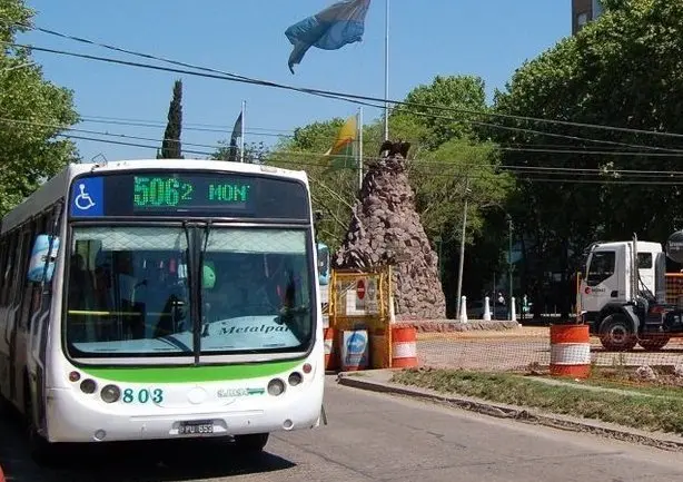 colectivos 500 varela cuatro medios