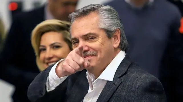 Alberto fernandez #4Medios