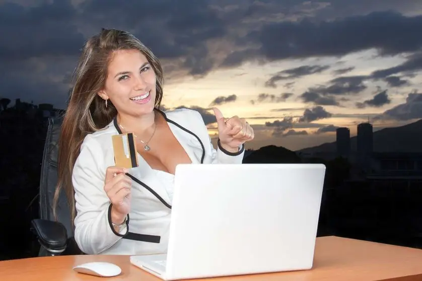 marketing-online-navidad cuatro medios compras avast