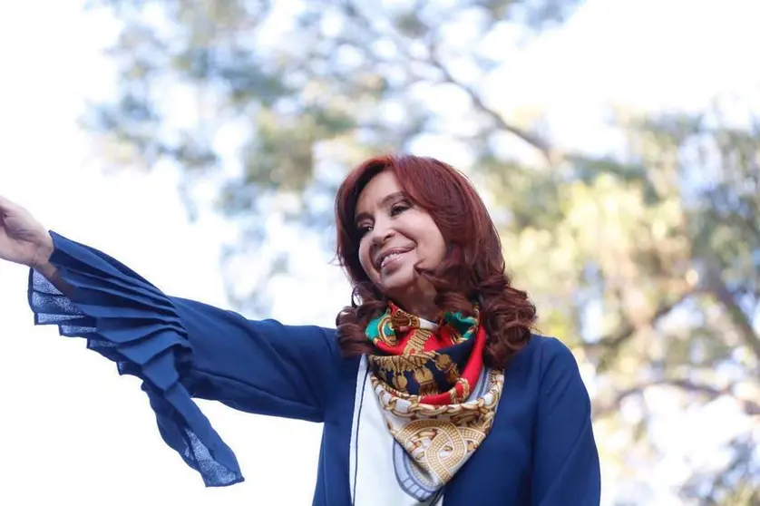 cristina en quilmes cuatro medios 5