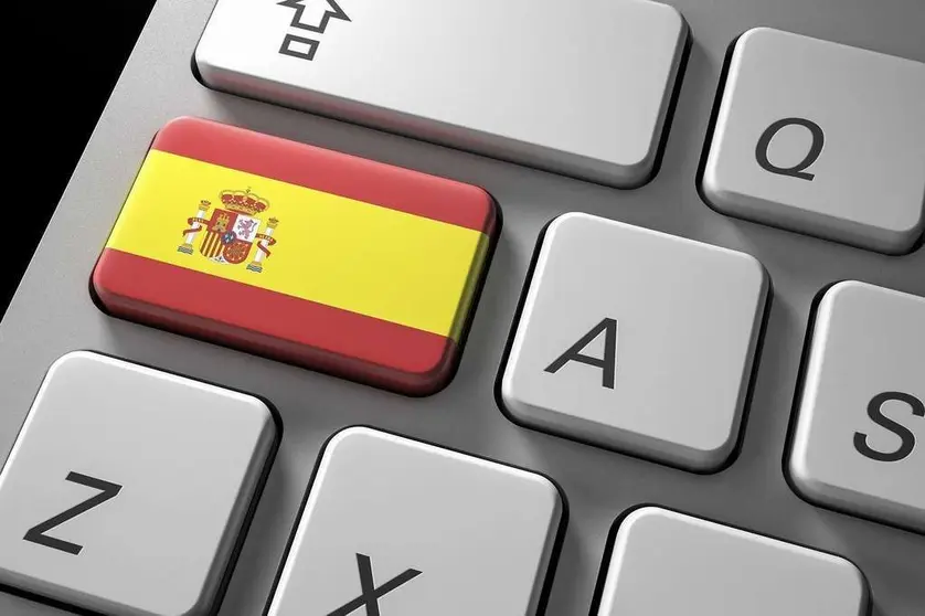 traductor idiomas cuatro medios
