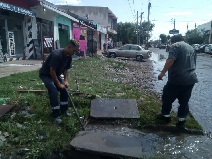 7- Tareas preventivas - Limpieza de Sumideros - Av. Luj&aacute;n entre Ruta Prov. N&deg; 36 y Av. Hudson. Barrios Ricardo Rojas - El Roc&iacute;o - Bosques