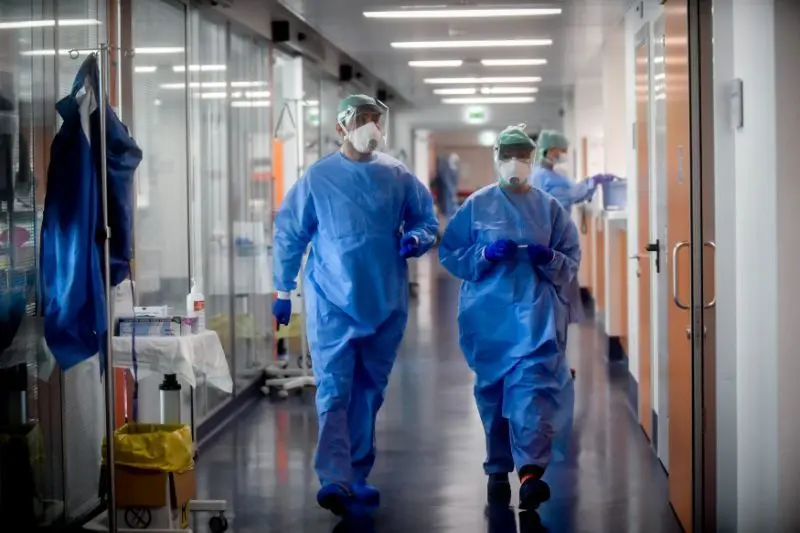 Cuatro Medios Medicos