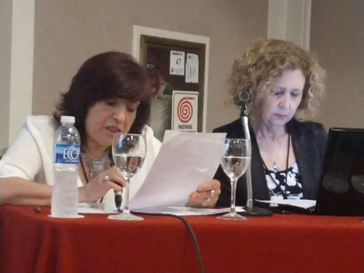 SILVIA LO BELLO Y GLORIA SEIJO