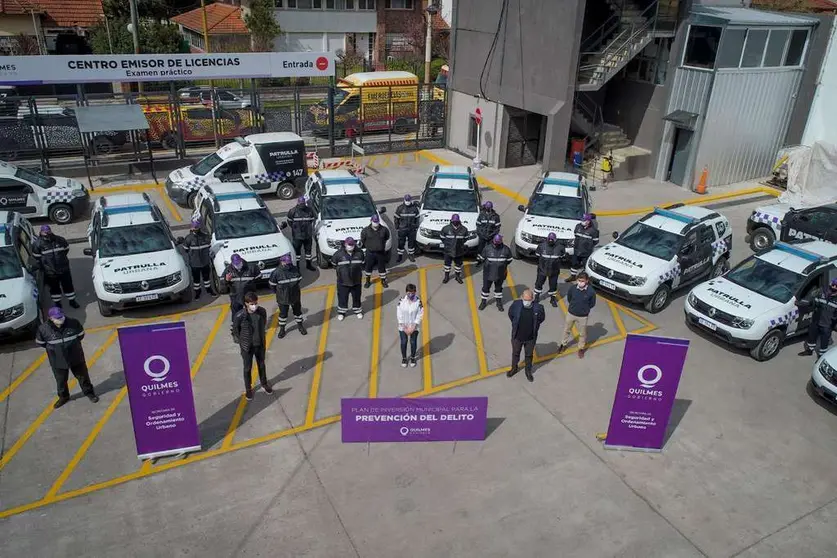 MAYRA MENDOZA PRESENT&Oacute; LA ADQUISICI&Oacute;N DE 10 NUEVAS PATRULLAS URBANAS Y DETALL&Oacute; EL PLAN MUNICIPAL DE INVERSI&Oacute;N PARA LA PREVENCI&Oacute;N DEL DELITO (5)