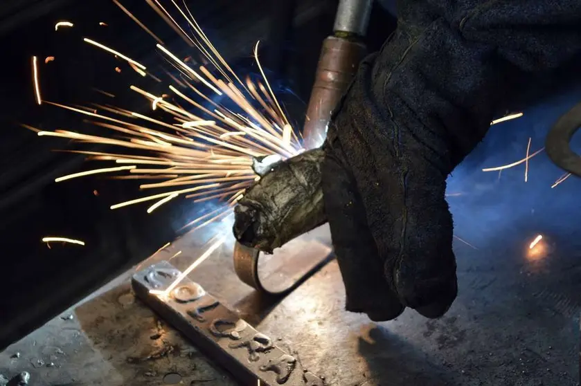 metallurgy-2104646_1920