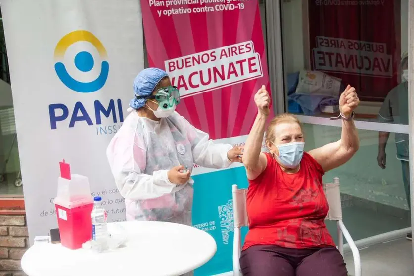vacuna mayores de 70 años