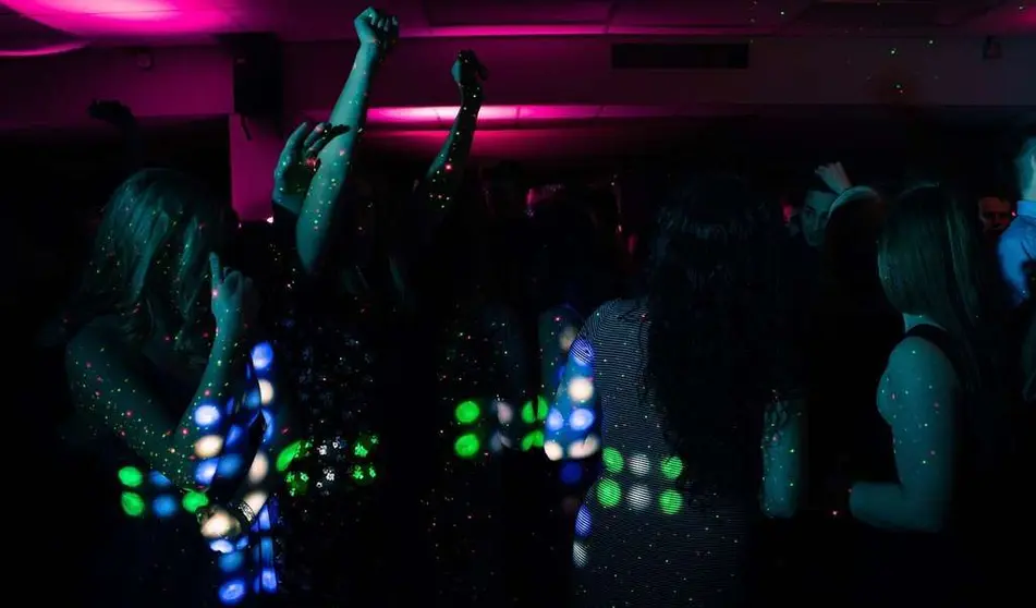 foto fiesta clandestinas