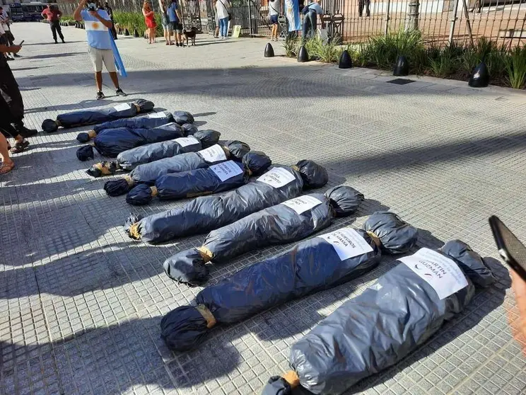 bolsas mortuorias juntos por el cambio