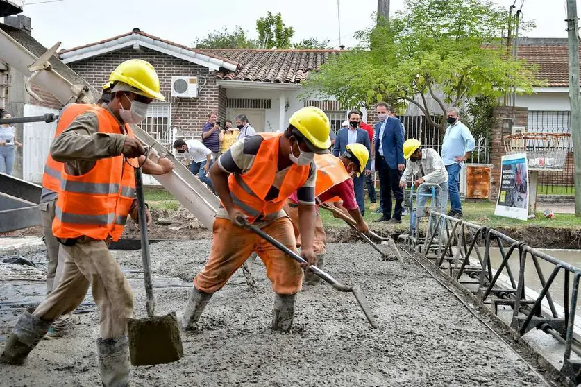 obras cruce varela calles asfalto