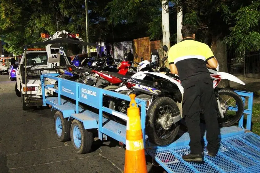 EL MUNICIPIO DE QUILMES INTENSIFICA CONTROLES SOBRE LAS MOTOS (1)
