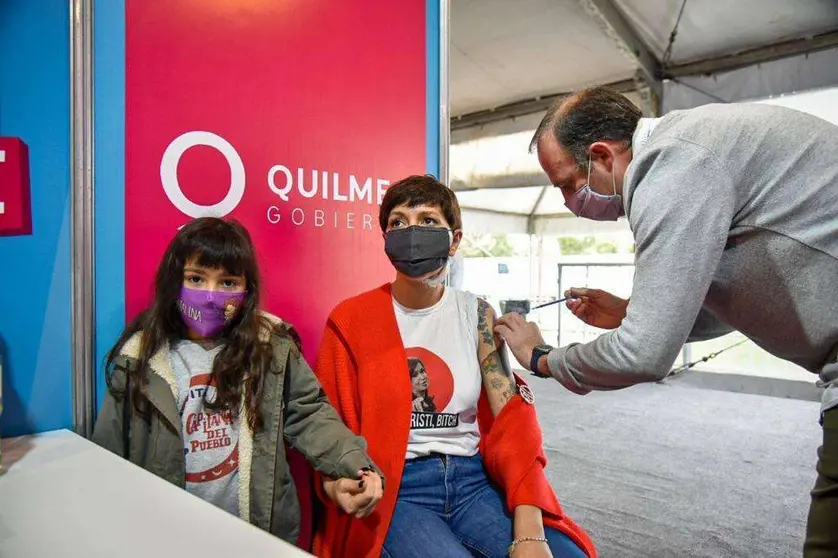 mayra mendoza quilmes vacunación