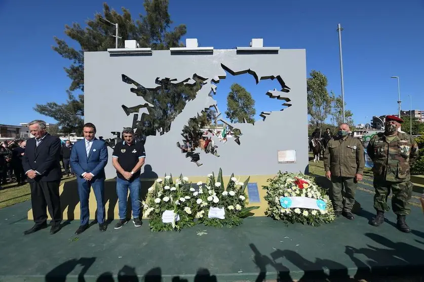 malvinas argentinas 40 años homenaje en florencio varela andrés watson