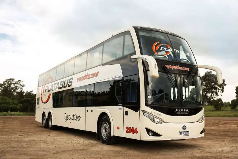 Vuelve el servicio de micros que une San Vicente con La Plata de la empresa PlataBus.