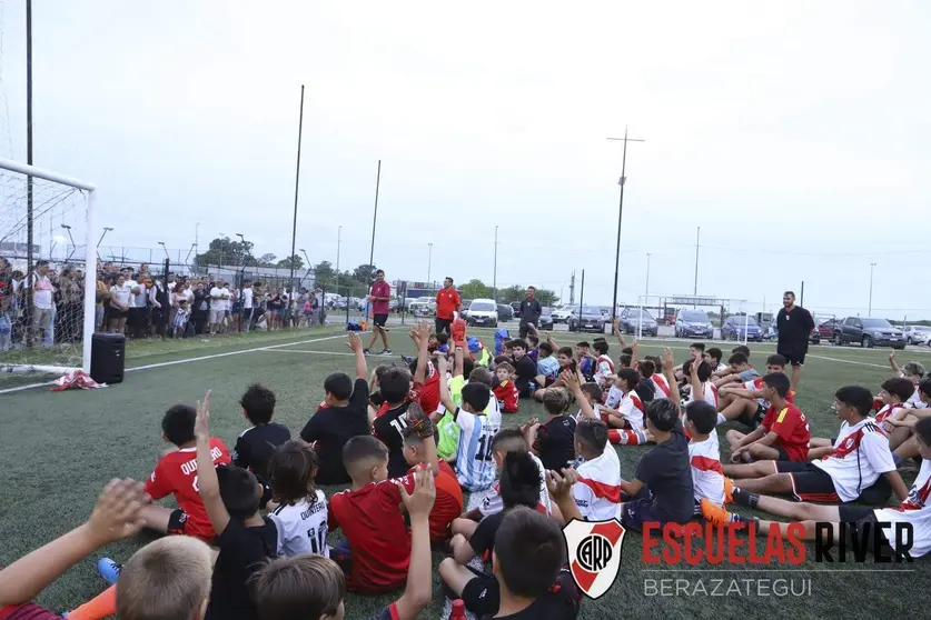 escuelas_river_berazategui_chicos