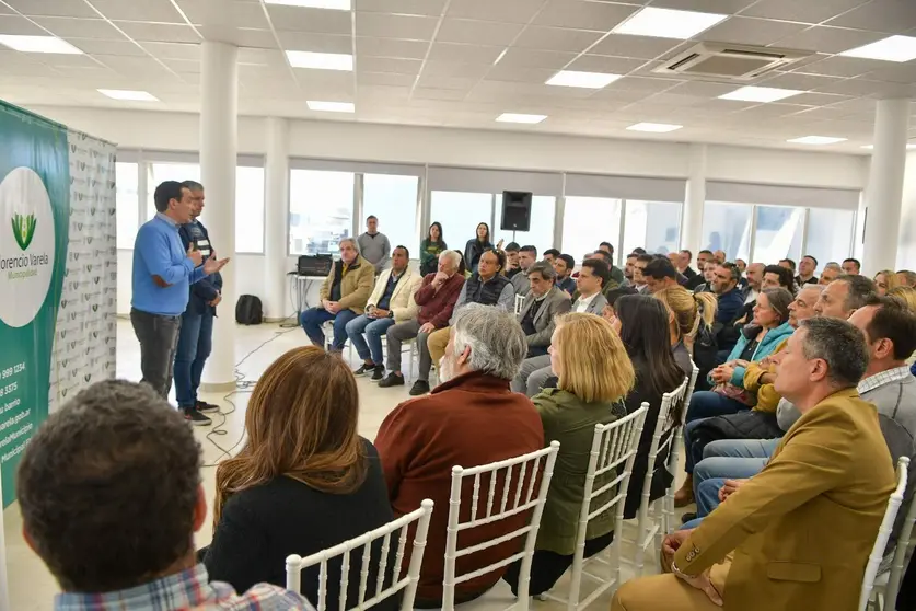 andres_watson_industria_varela