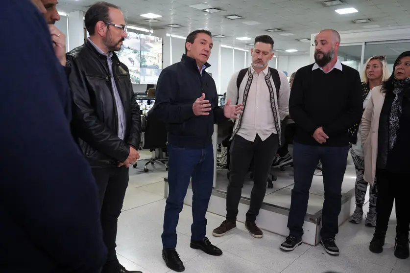 watson seguridad escuelas