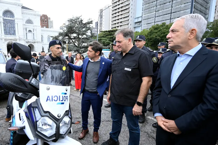 axel kicillof seguridad la plata