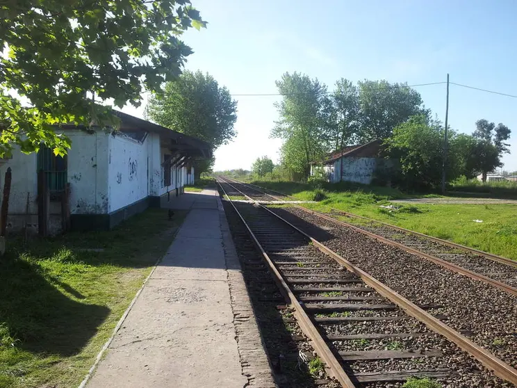 Domselaar estación de tren