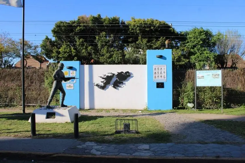 monumento heroes de malvinas bernal quilmes