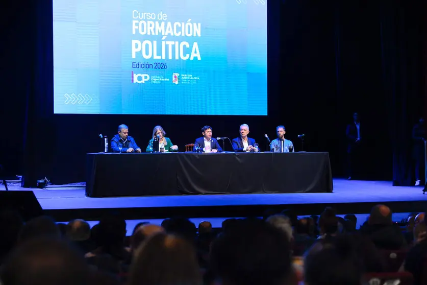 axel kicillof curso de formacion politica 2026