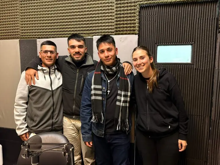 cens estudiantes radio quilmes