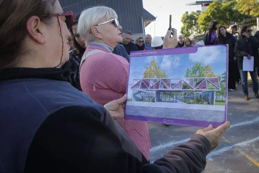 COMENZÓ LA CONSTRUCCIÓN DEL NUEVO PASEO CULTURAL Y DEPORTIVO DON BOSCO CON FONDOS 100% COMUNALES 3