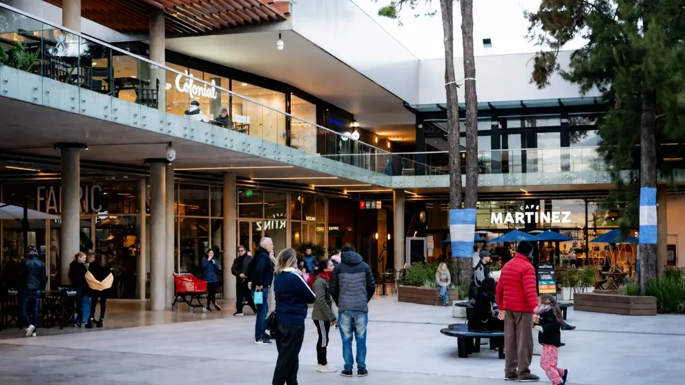 Nuevo Quilmes Plaza marcas 2026