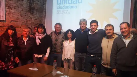 Mario Lozano brind&oacute; su apoyo a la lista de UC que lleva de candidato a Mat&iacute;as festucca