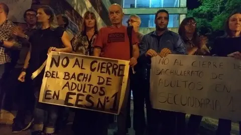 Es 1