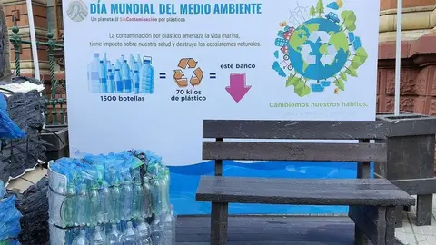 AySA_cuatromedios_plasticos_ambiente
