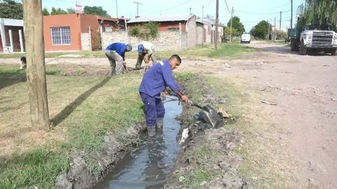 San Francisco Este obras hidr&aacute;ulicas #4Medios