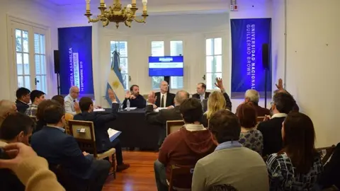UNAB-rector-primera-asamblea cuatro medios