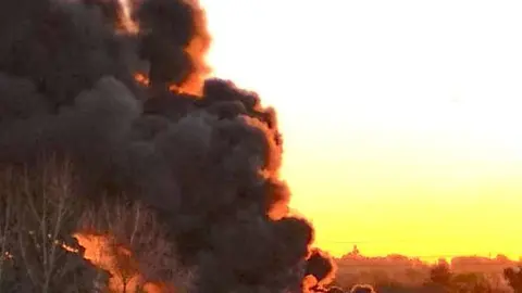 sintesis quimica incendio varela cuatro medios